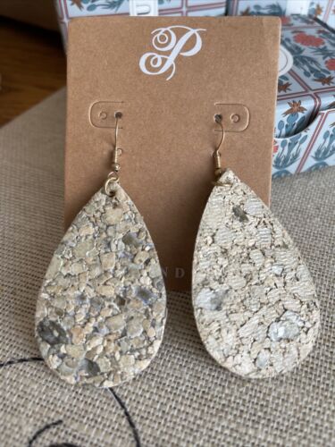 Plunder Design Trendy Fashion Jewelry Emilee Oval Cork Drop Dangle ...