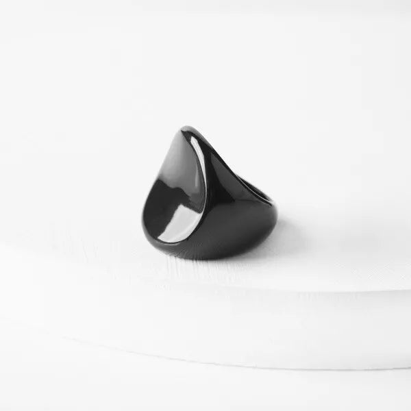 Plunder Design Trendy Fashion Jewelry Waylon Acrylic Black Statement Ring Size 7