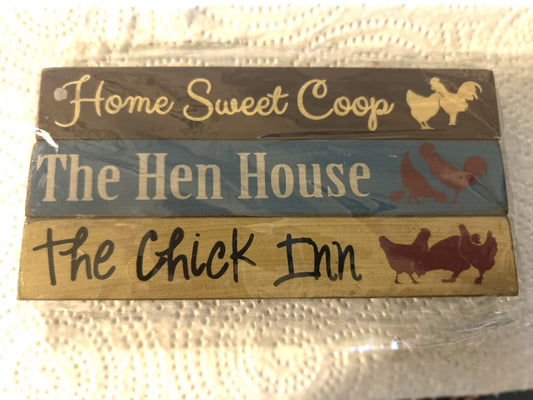HD111 - Set of (3) Hen Blocks